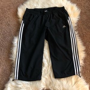 Adidas black windbreaker capris xl